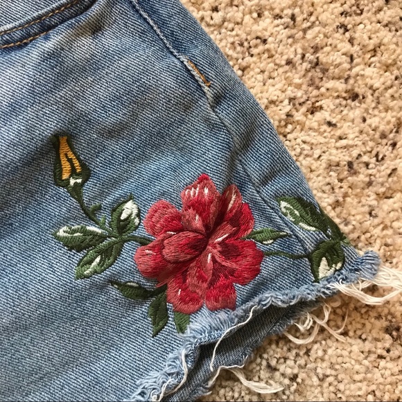 PacSun High Waisted Jean Shorts - Picture 4 of 5